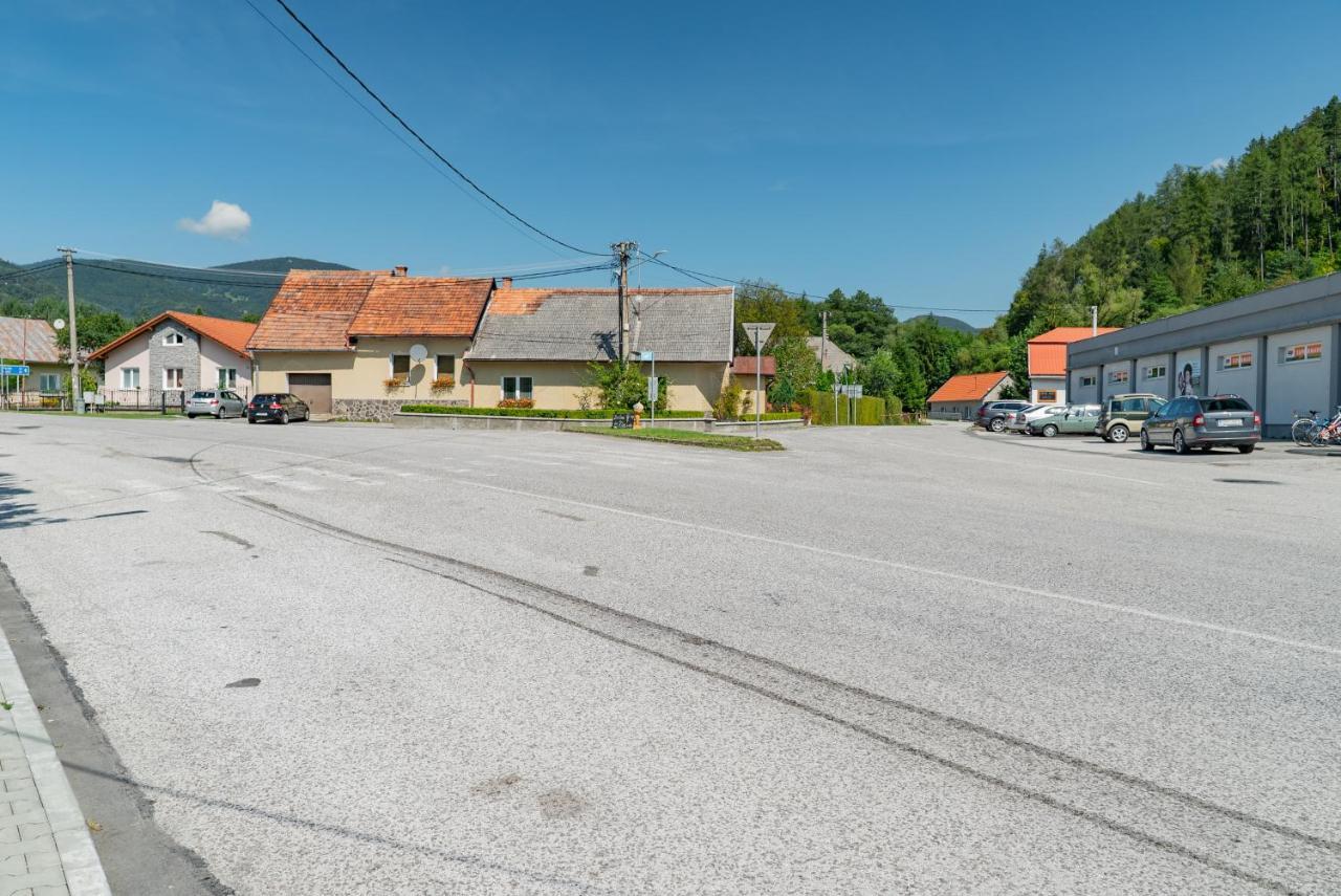 Farma Zelena Ruza Villa Klacno Buitenkant foto
